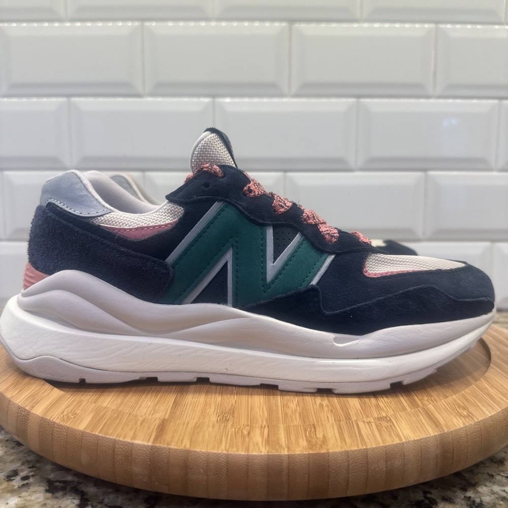 New Balance 57/40 Sneaker Mens 8 Navy Blue Lunar New Year Eclipse U5740CNN Retro